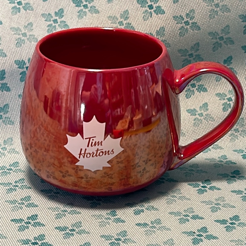 Tim Hortons 2020 Red & White Maple Leaf Barrel Shaped Coffee Mug Cup 12 oz - Picture 2 of 6